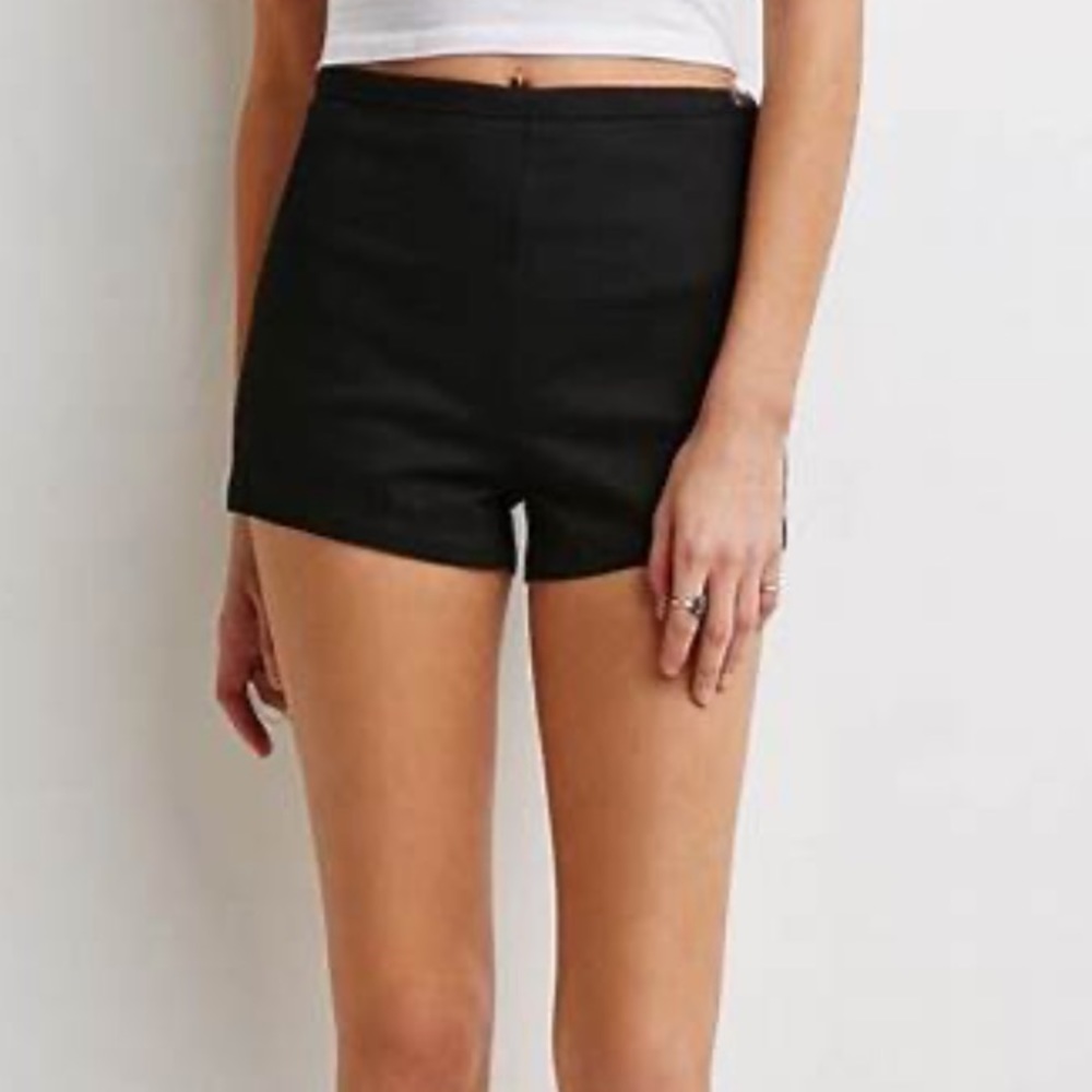 Black forever 21 shorts